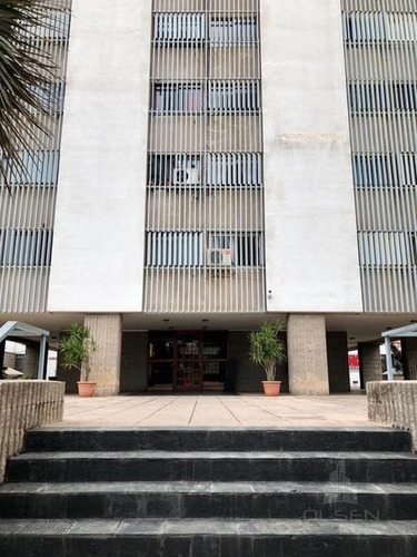Imagen 3 de 9 de Cochera En Venta-centro! Sobre Calle Maipu - Ideal Renta!
