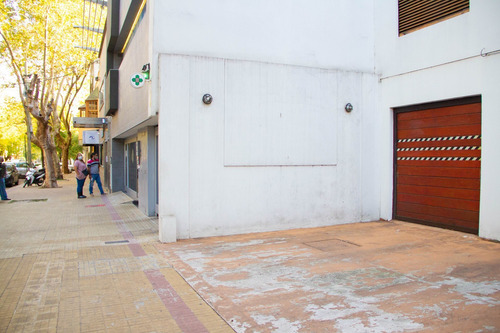 Departamento Con Tres Dormitorios En La Plata