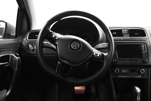 Imagen 11 de 15 de Volkswagen Vento 2020 1.6 Comfortline At