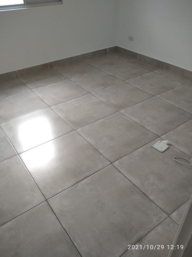 Imagem 9 de 12 de Casa Para Alugar Com 2 Dormitórios De Condomínio - Fl05