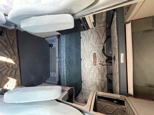 Imagen 6 de 15 de Freightliner Cascadia