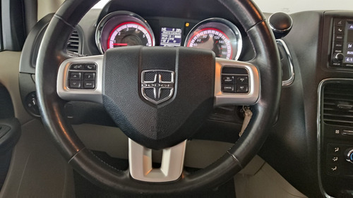 Imagen 12 de 15 de Dodge Grand Caravan 2019