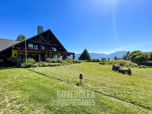 Casa En Venta En Pucón