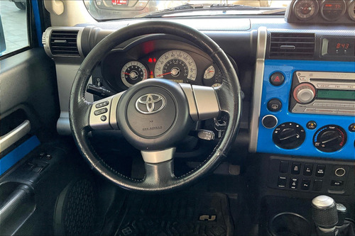 Toyota Fj Cruiser 3p Premium Aa Ee Ra Abs 4x4 At