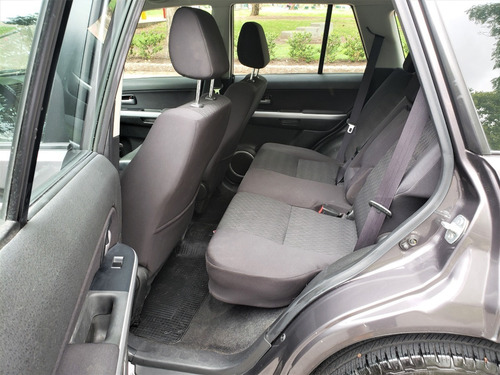 Suzuki Grand Vitara 2.4 Jlx 2wd 5mt