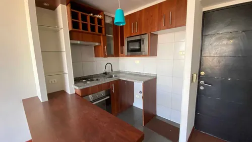 Vivir Al Limite De Ñuñoa, Metro Irarrázaval (98921)