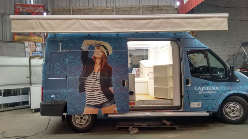 Montagem Para Loja De Roupa Em Van (sob Encomenda)