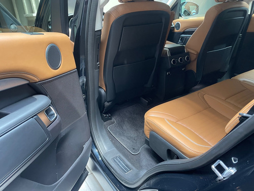 Land Rover Discovery First Edition