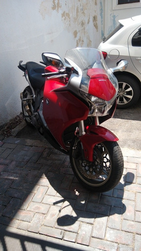 Imagem 1 de 14 de Honda Vfr 1200f