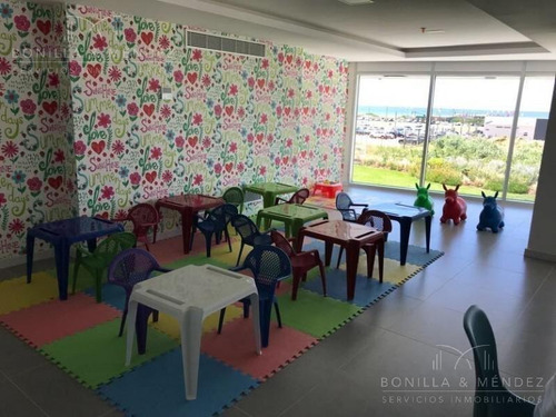 Look Brava, La Mejor Planta De 1 Dormitorio De Todo Punta Del Este! Precio De Venta Sin Muebles.