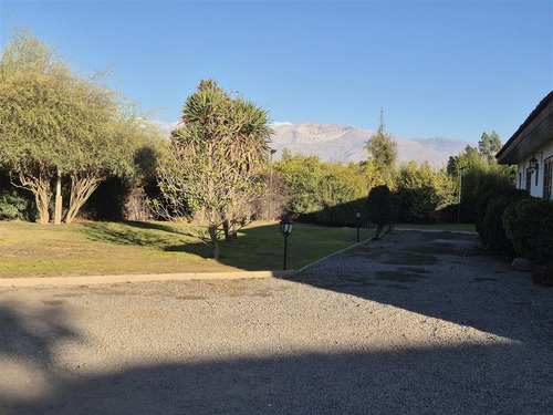 Parcela En Venta En La Comuna De Calle Larga 5000 Mt2