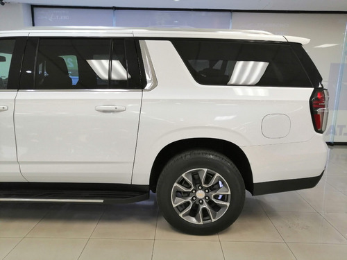 Imagen 14 de 15 de Nueva Chevrolet Suburban Lt 2021