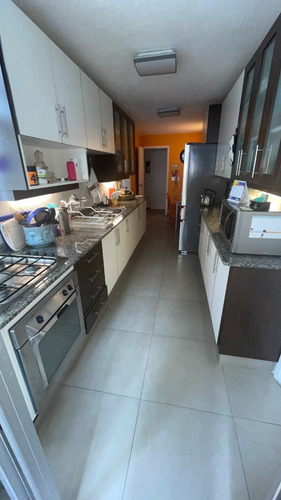 Imagen 21 de 28 de Vendo Apto 4 Dorm + Servicio Completo- Rambla De Pocitos, Vista, Excelente Ubicación!!