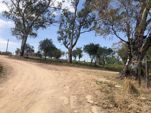 Venta Lote De 1997m2 En Tanti Con Escritura