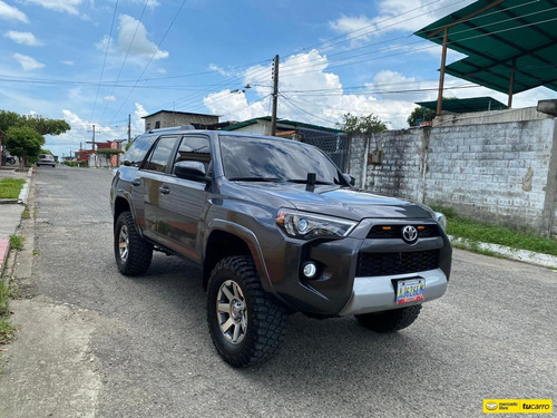 Toyota 4runner Limited 4x4