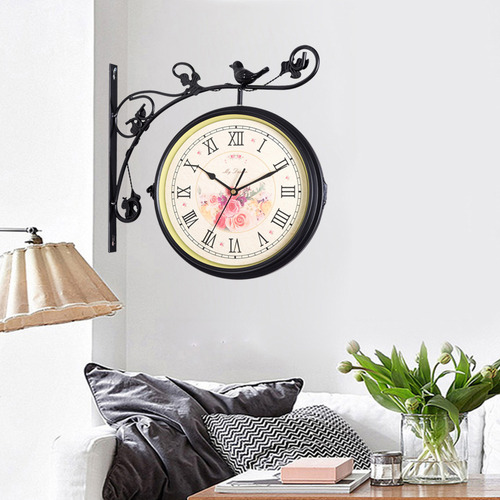 Reloj Colgante De Pared Silencioso Retro De Negro Con Rosa