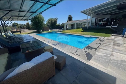  Hermosa Propiedad Tu Oasis Perfecto 