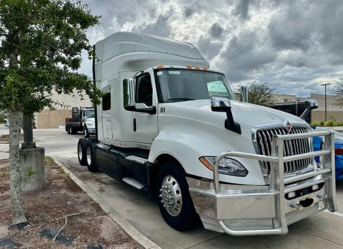 Peterbilt Kenwhort Freightliner Volvo Estándar Cummins