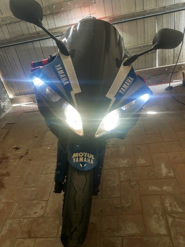 Imagem 2 de 14 de Yamaha R1 The Doctor
