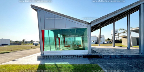 Casas En Venta Con Alberca Y Acceso Controlado A Minutos De Plaza El Dorado $1,750,000