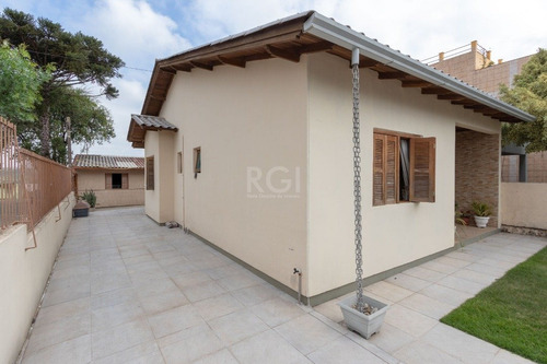 Casa Em Vila Nova Com 3 Dormitórios - Lu265313