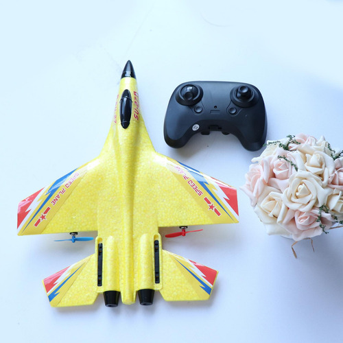 2.4g Su27 Avión De Amarillo 2 Baterías 32,6x25,5x9cm