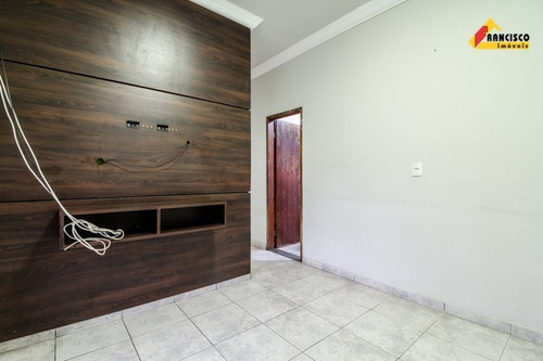 Imagem 2 de 15 de Casa À Venda, 3 Quartos, 2 Vagas, Dona Rosa - Divinópolis/mg - 31244