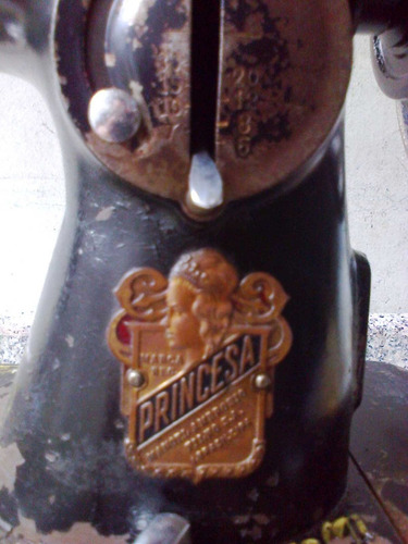 Máquina De Costura Singer Princeza Antiga 1901