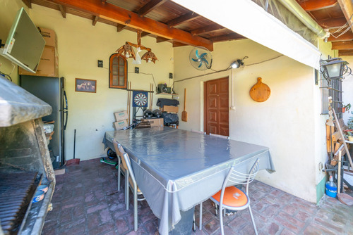 Casa Multifamiliar C/ Jardin En Venta,san Fernando
