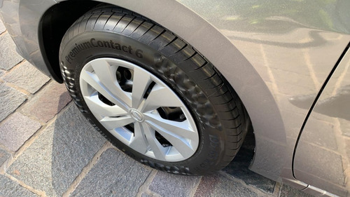 Nissan Versa Sense 1,6 Mt