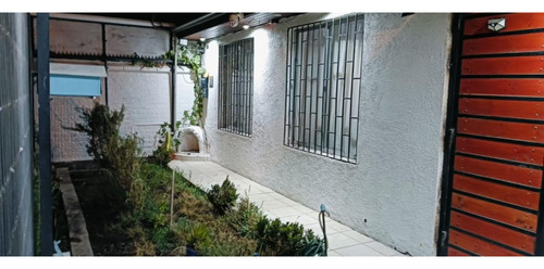 Cómoda Casa En Lo Espejo