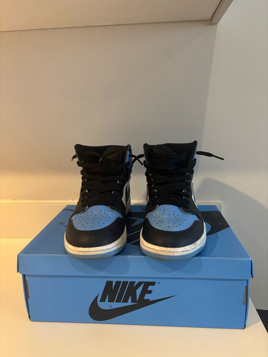 Jordan 1 Retro High Og Unc Toe 9.5 Usa (Usado)