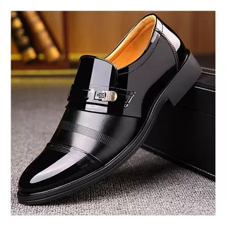 Sapatos Sociais Clássicos Para Homens De Negócios