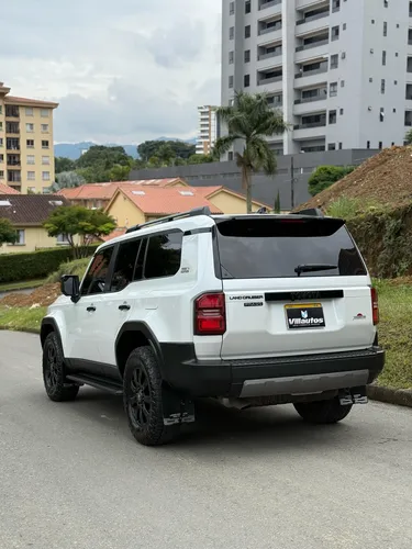 Land Cruiser Blindada First Edition 2025