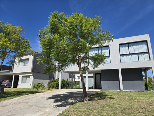 Alquiler Y Venta Casa Puertos Del Lago Con Pileta