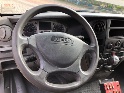 Iveco 55c17cs 2013 3/4 Linha Viva 10,5m Cesto Aéreo Terex