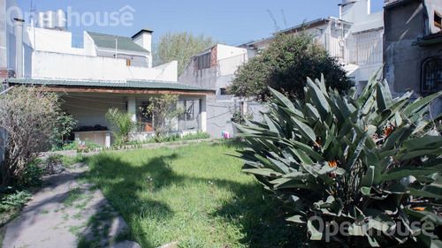 Ph En Venta En Lugano Tipo Casa Con Cochera Para Dos Autos . Sin Expensas. Oportunidad!!