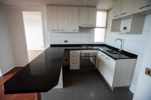 Departamento 42 Mts Macul, Vista Despejada Oriente, Piso 10