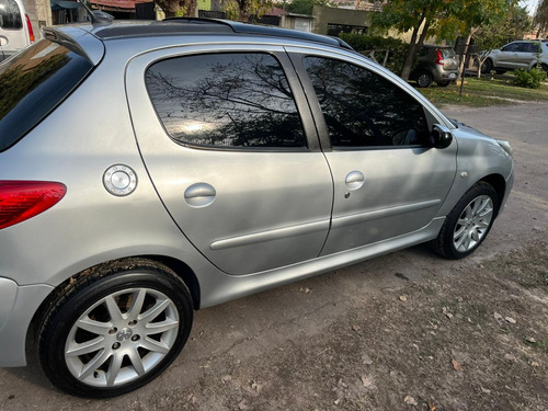 Peugeot 207 1.6 compact xt premium