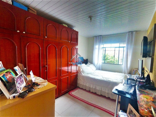 Imagem 11 de 25 de Ótima Oportunidade Para Você, Que Procura Uma Casa Com 2 Quartos E Edicula, Em Um Amplo Terreno Medindo 200m² De Área Total Em Uma Rua Tranquila No Cajuru E Com A Facilidade De Pod - Ca01656 - 701151