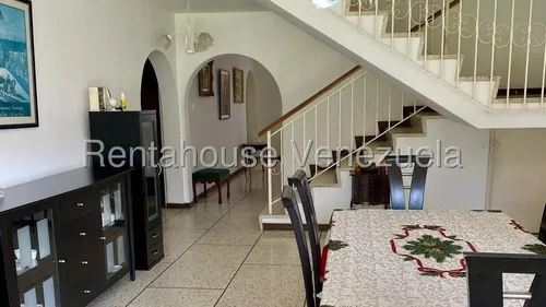 Casas En Venta Mls #25-12062
