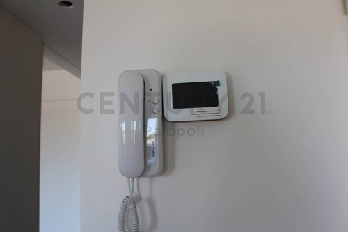 Imagen 8 de 30 de Venta Hermosa Oficina 4 Ambientes Vicente López. Toma Menor Valor