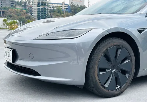 Tesla Model 3 Dual Motor 548 Km 2025