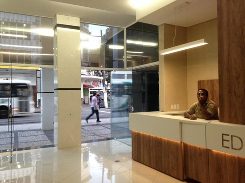 Imagem 3 de 10 de Sala Comercial Com Vista Livre Para A Cidade - Sa0258