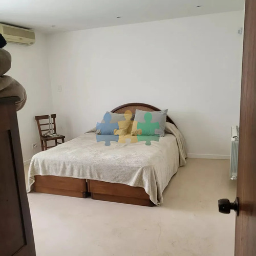 Magnifico Chalet En Venta En Punta Ballena Con Apto De Servicio - Ref : Eqp7513