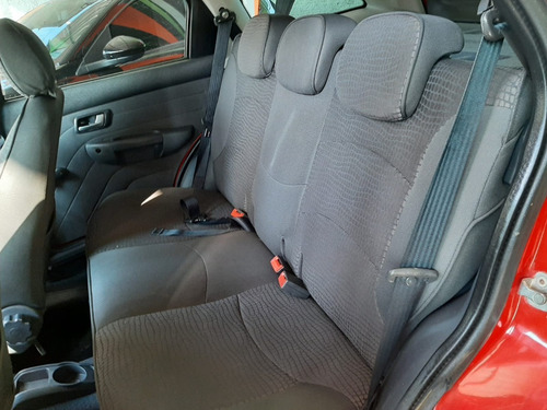 Imagem 9 de 10 de Fiat Palio Weekend 1.8