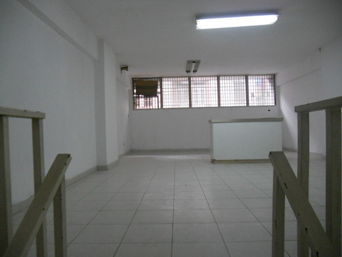 Imagen 5 de 8 de La Candelaria, Formidable Local En Alquiler