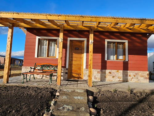 Casa De 1 Dormitorio En Trevelin -chubut-