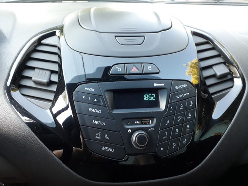 Ford K S 4p 2017 45m Km Color Gris Plata