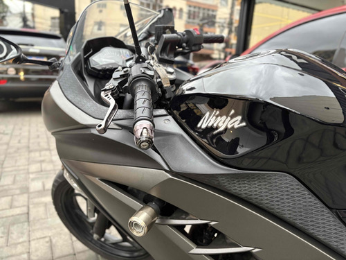 Kawasaki Ninja 300